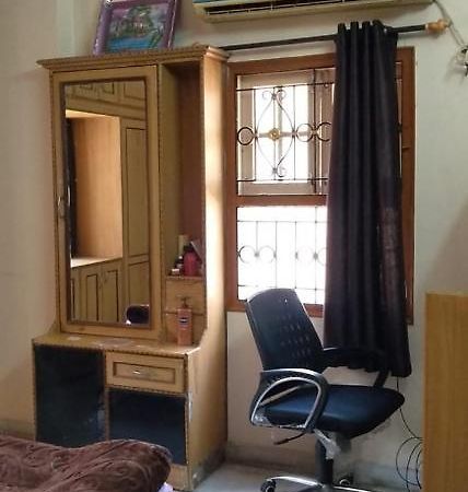 Srinivas Nilayam Leilighet Hyderabad Eksteriør bilde
